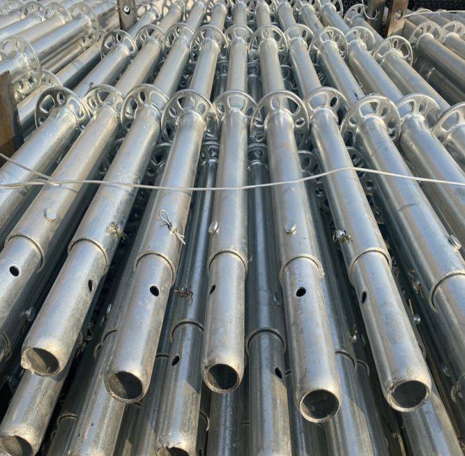 為什么盤扣腳手架比扣件式鋼管腳手架貴了2倍？ (圖2)